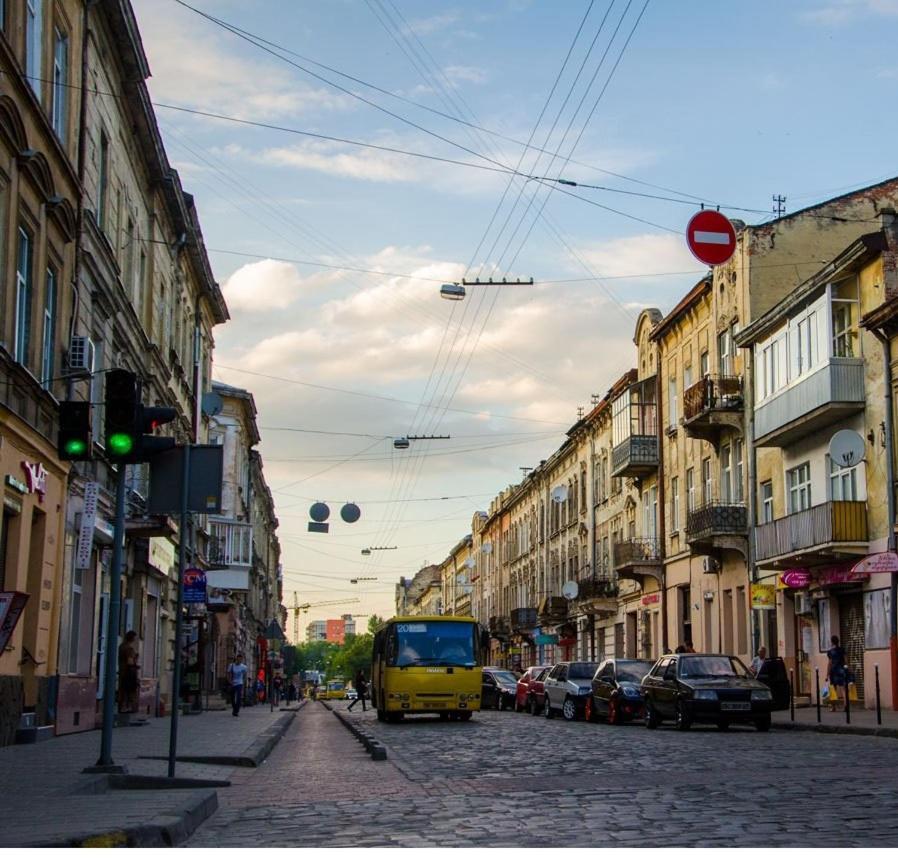 Guest House At Kulisha 12 Lviv Exterior photo